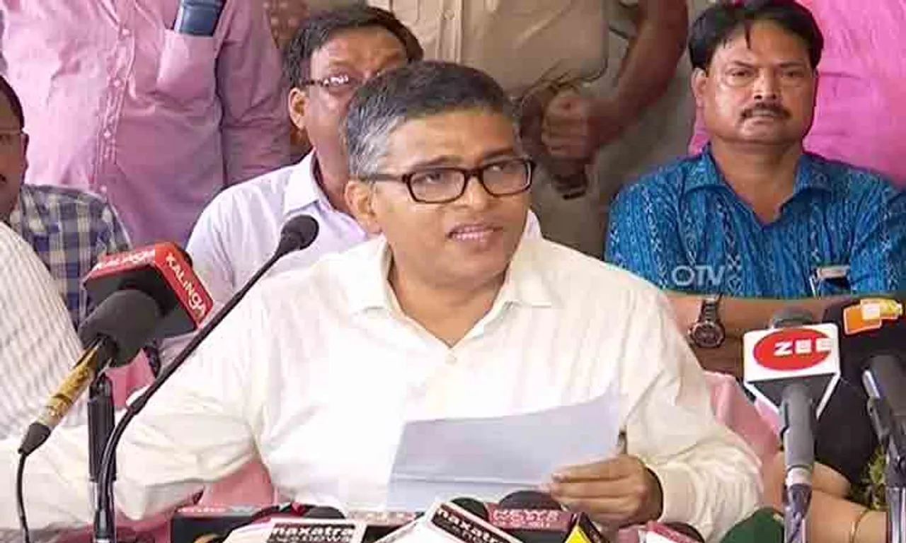 ସିସିଟିଭି ପାଇଁ କମିଲା ପାସ୍‌ହାର: ସ୍କୁଲ୍‌ ଓ ଗଣଶିକ୍ଷା ସଚିବ