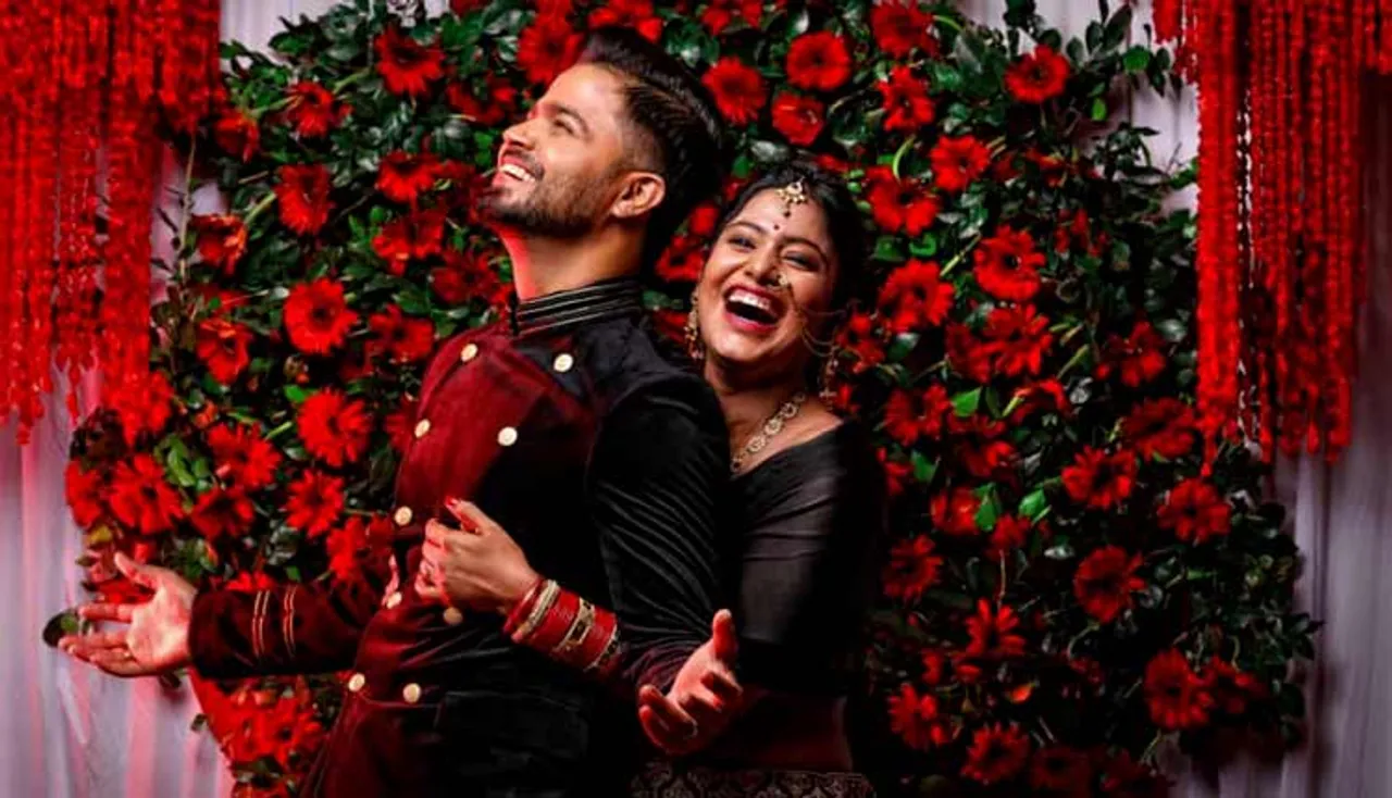 ଘରେ କାହାର ରାଜ୍‌ ଚାଲେ, ମଣ୍ଟୁ ନା ଅନିଶାଙ୍କର