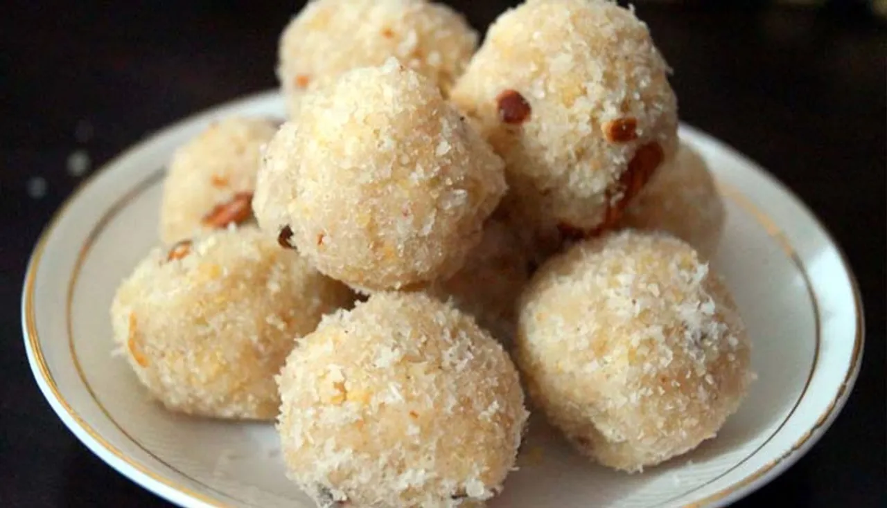 ଦୁର୍ଗାପୂଜାରେ ମା’ଙ୍କ ପାଇଁ ପ୍ରସ୍ତୁତ କରନ୍ତୁ ସାବୁଦାନା ଲଡ଼ୁ- Sabu dana laddu recipe