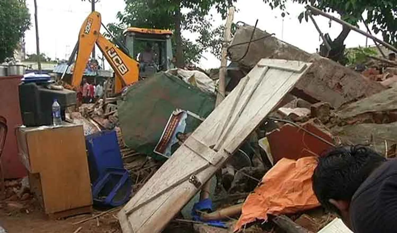 ଭୁବନେଶ୍ୱର ଆର୍‌ଟିଓ-୧ ପରିସରରୁ ଉଚ୍ଛେଦ ହେଲା ଦଲାଲଙ୍କ ଚାଳିଆ