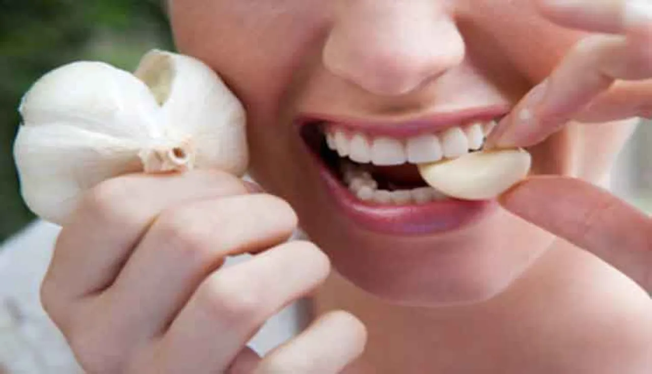 ରସୁଣକୁ କେମିତି ଖାଇଲେ ଉଚ୍ଚ ରକ୍ତଚାପ ନିୟନ୍ତ୍ରିତ ହୋଇଥାଏ?