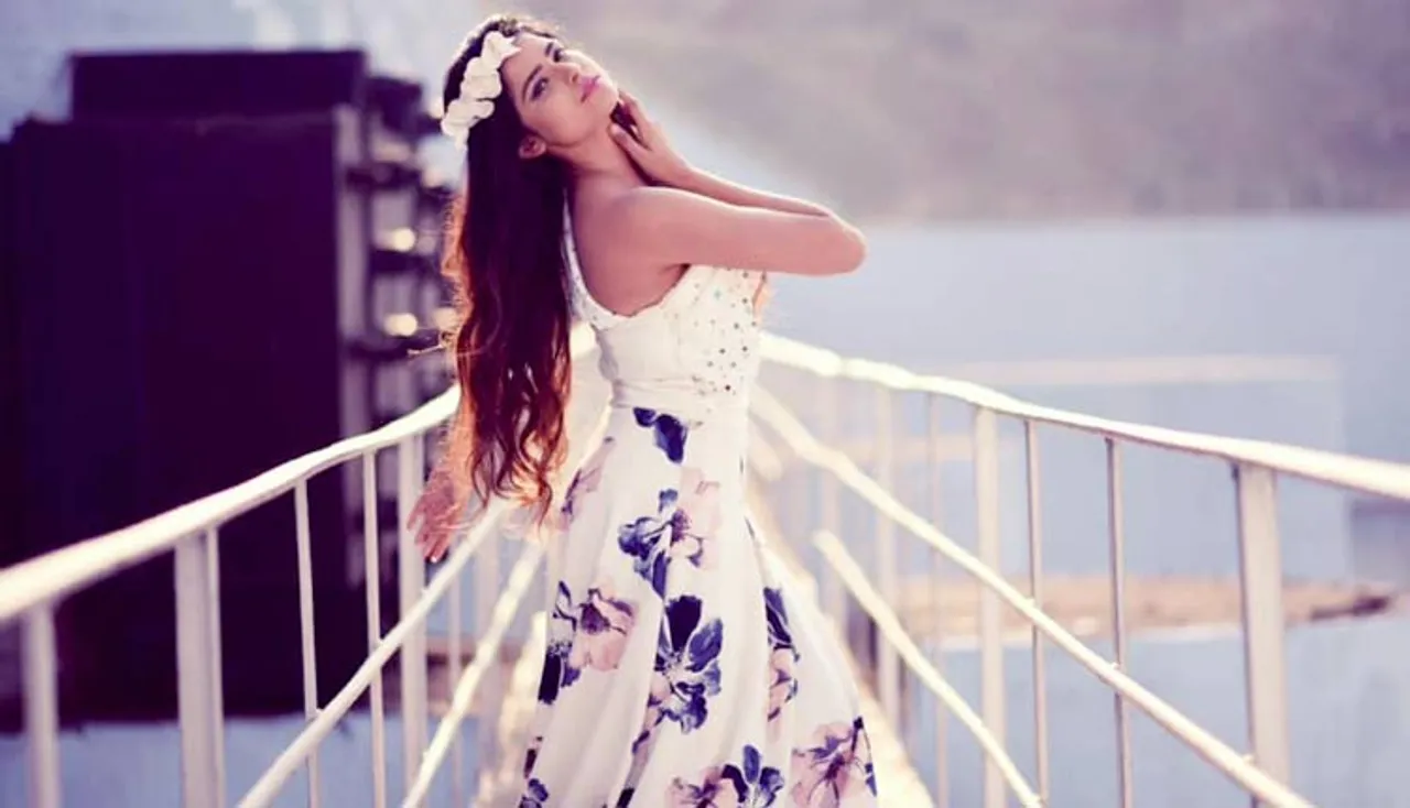 କାହାକୁ ପଚାରି ଡ୍ରେସ୍‌ ପିନ୍ଧନ୍ତି ସୂର୍ଯ୍ୟମୟୀ?