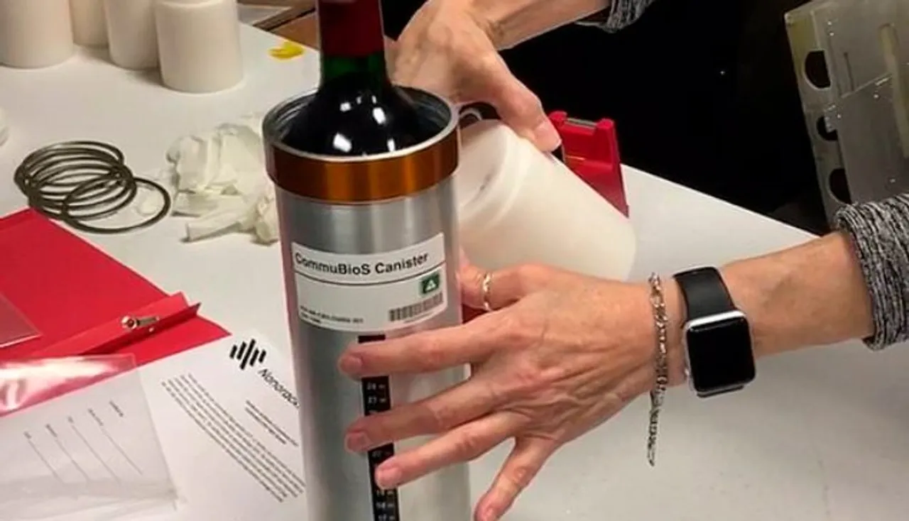 ମହାକାଶରେ ପହଞ୍ଚିଲା ୧୨ ବୋତଲ ମଦ