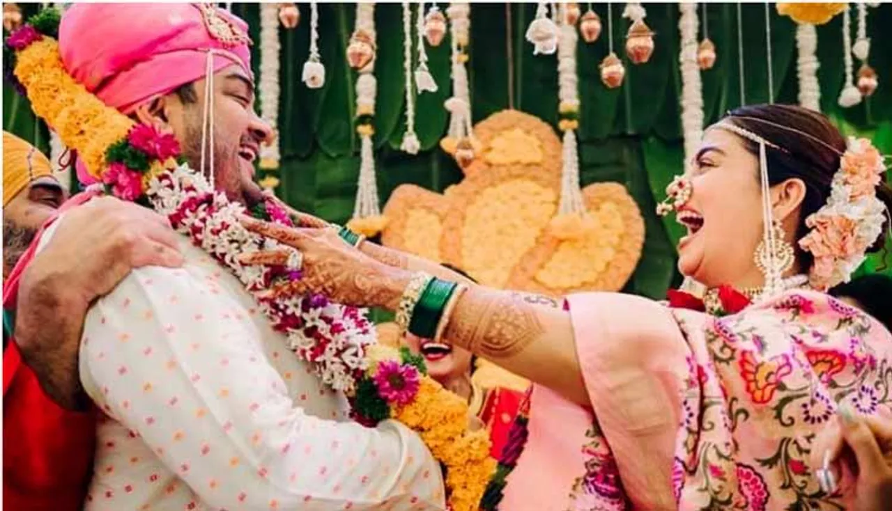 ବାହା ହେଲେ ନେହା: ଦେଖନ୍ତୁ ବାହାଘରର କିଛି ଫଟୋ