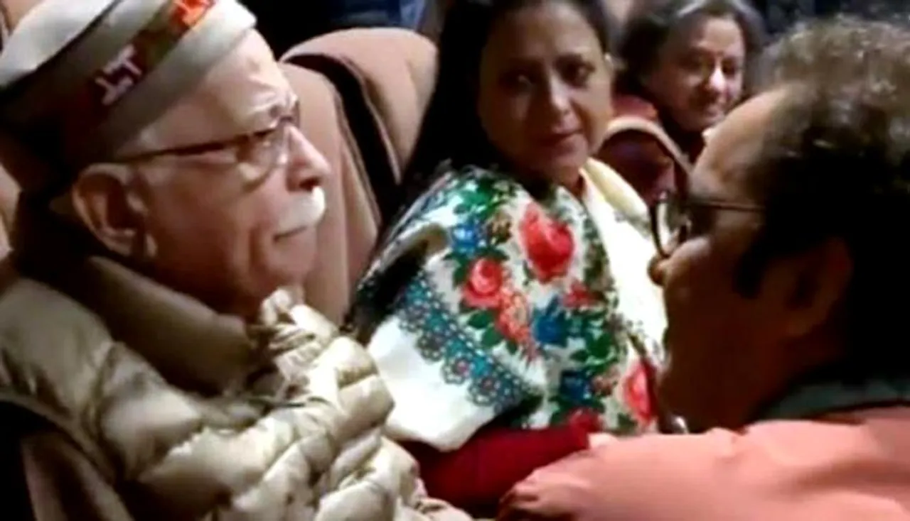 'ଶିକାରା' ଦେଖି କାନ୍ଦିଲେ ଆଡଭାନୀ