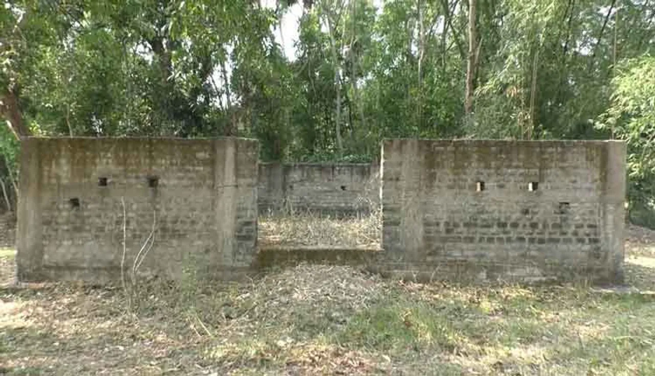 ୪ ବର୍ଷ ହେଲାଣି ସରୁନି ଶ୍ମଶାନ ଗୃହ କାମ; ଅଧପନ୍ତରିଆ ହୋଇ ପଡ଼ିରହିଛି