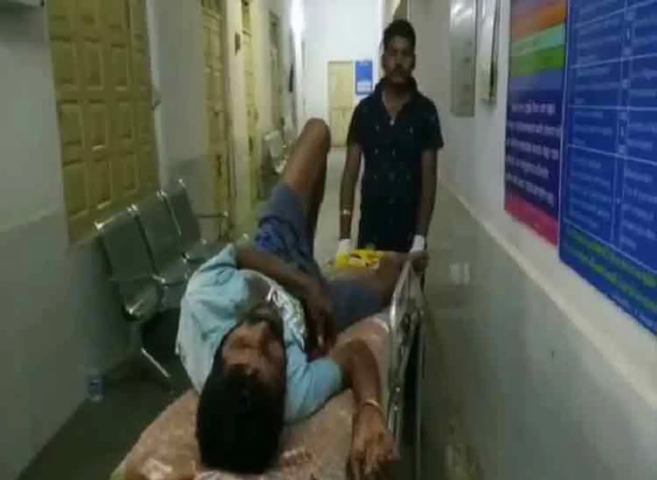 କାନ୍ଥ ନିର୍ମାଣକୁ ନେଇ ଦୁଇ ପରିବାର ମଧ୍ୟରେ ମାର୍‌ପିଟ୍‌, ୩ ଗୁରୁତର