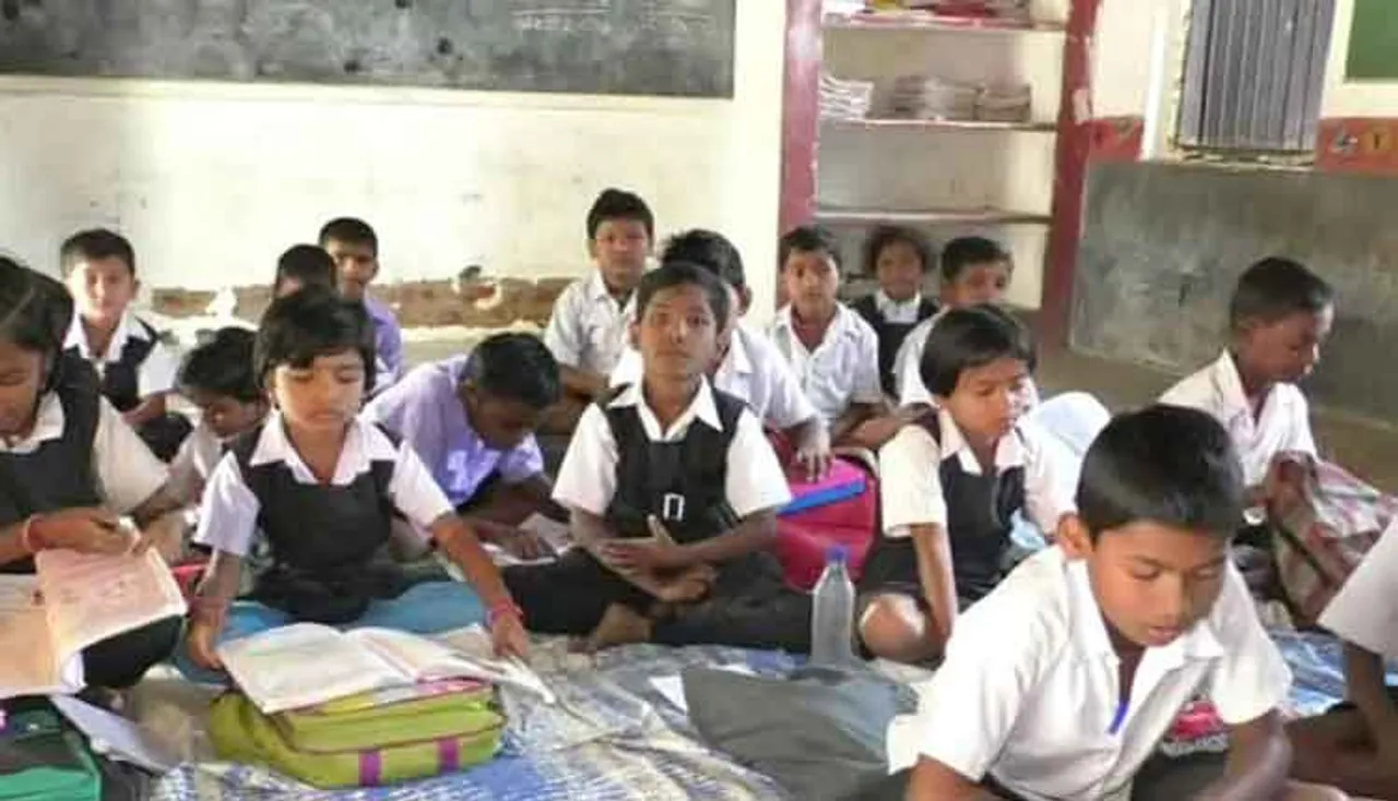 ଭଙ୍ଗା ଆଜବେଷ୍ଟସ ଘରେ ଗଢ଼ା ହେଉଛି ପିଲାଙ୍କ ଭବିଷ୍ୟତ