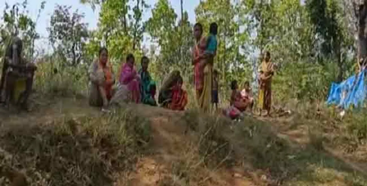 ଗାଧୋଇବାକୁ ଯାଇଥିଲେ, ପୋଖରୀରେ ଖସିଗଲା ଗୋଡ଼