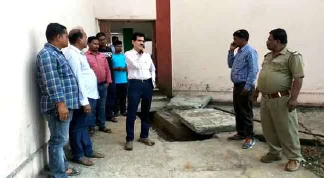 ହଷ୍ଟେଲରୁ ଛାତ୍ରୀଙ୍କ ଝୁଲନ୍ତା ମୃତଦେହ ଉଦ୍ଧାର