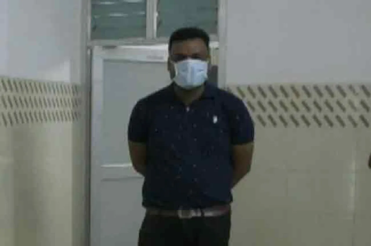 ‘କରୋନା’ ସନ୍ଦେହ ଘାରିଲା; ବିଦେଶରୁ ଫେରି ଡାକ୍ତରଖାନା ଗଲେ ଯୁବକ