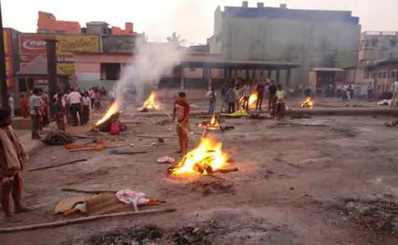 ସ୍ୱର୍ଗଦ୍ୱାରରେ ଜୁଈକୁ ଡେଇଁଲେ ମହିଳା