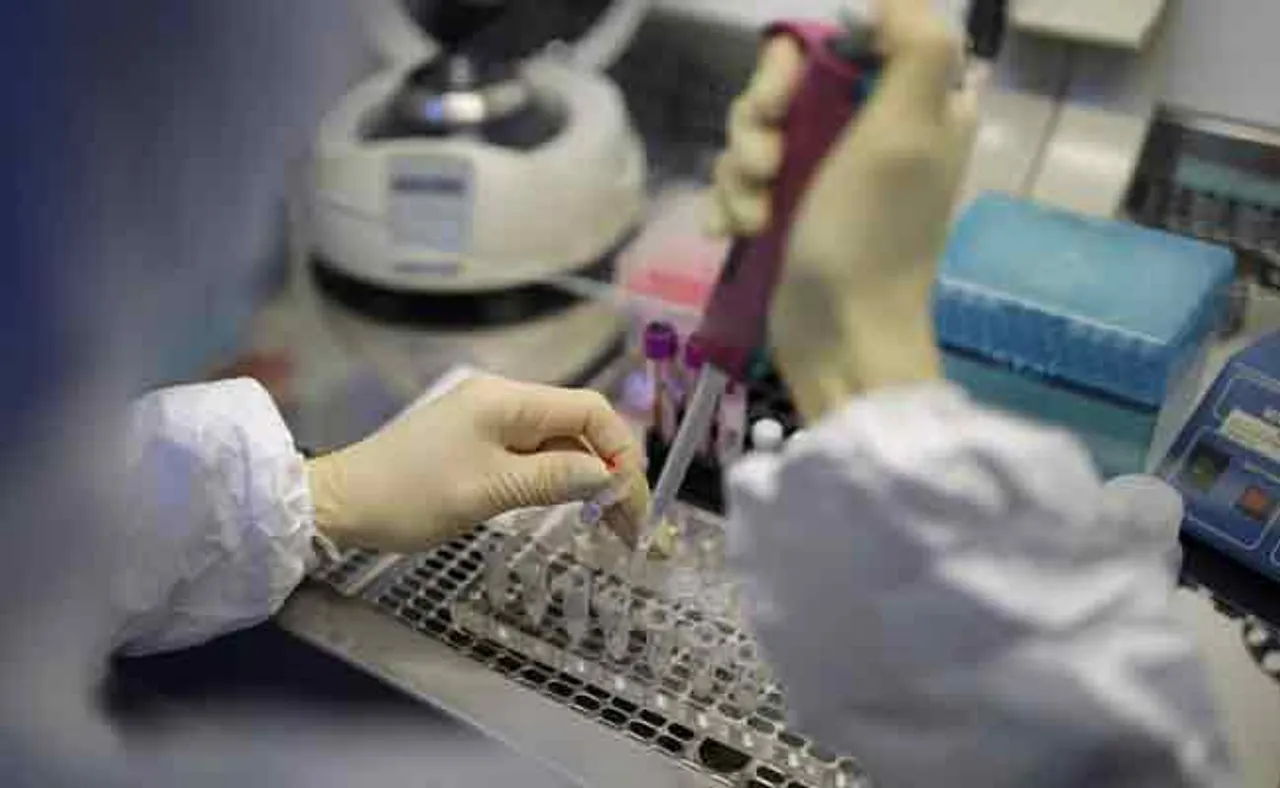 ଆତଙ୍କିତ କୋଟିଏ, ପରୀକ୍ଷାଗାର ଗୋଟିଏ