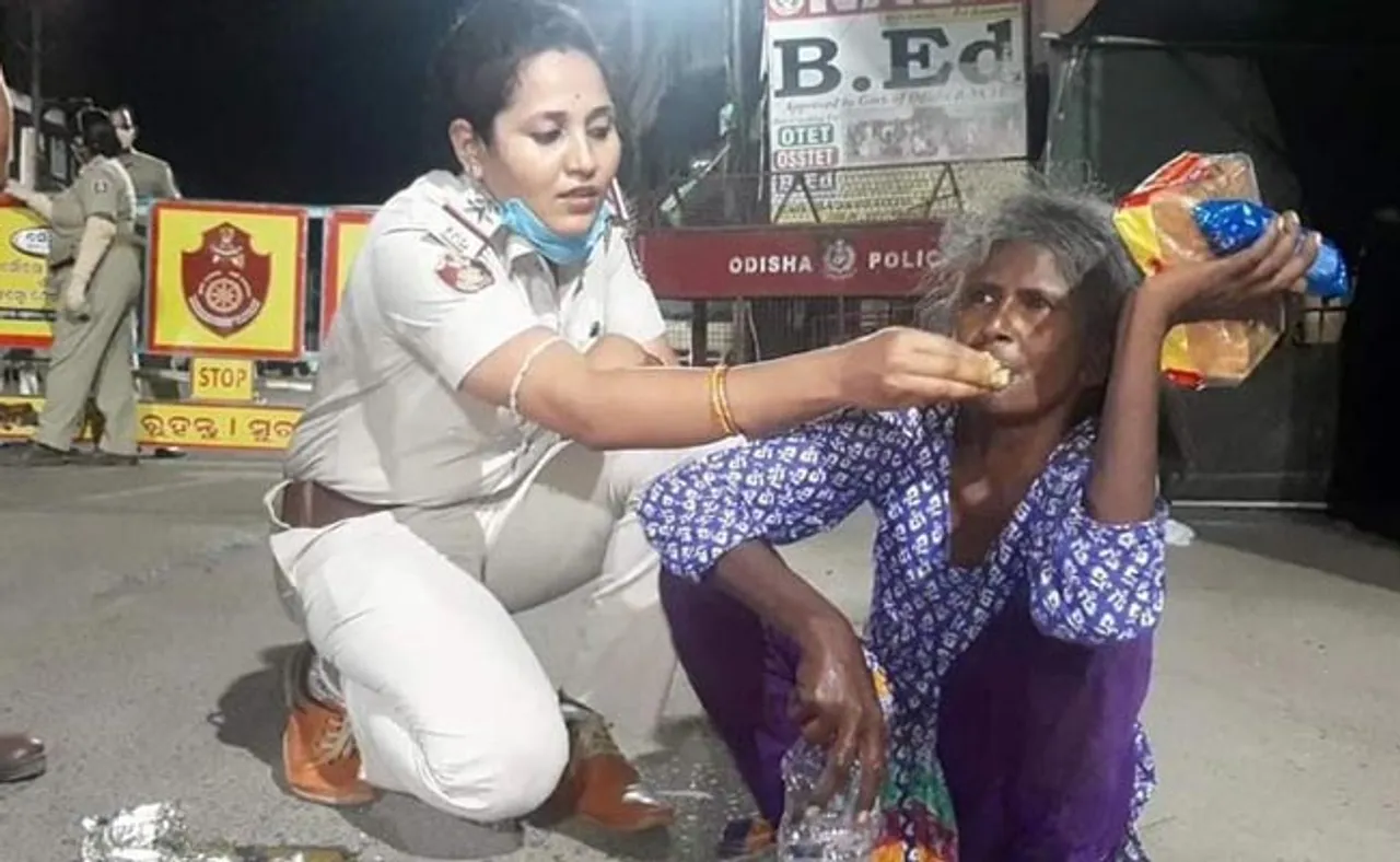 ଲକ୍‌ଡାଉନ୍‌ରେ ଜୀବନ: ହୃଦୟ ଜିତିଲେ ଏସ୍‌ଆଇ ବର୍ଷା ମହାନ୍ତି