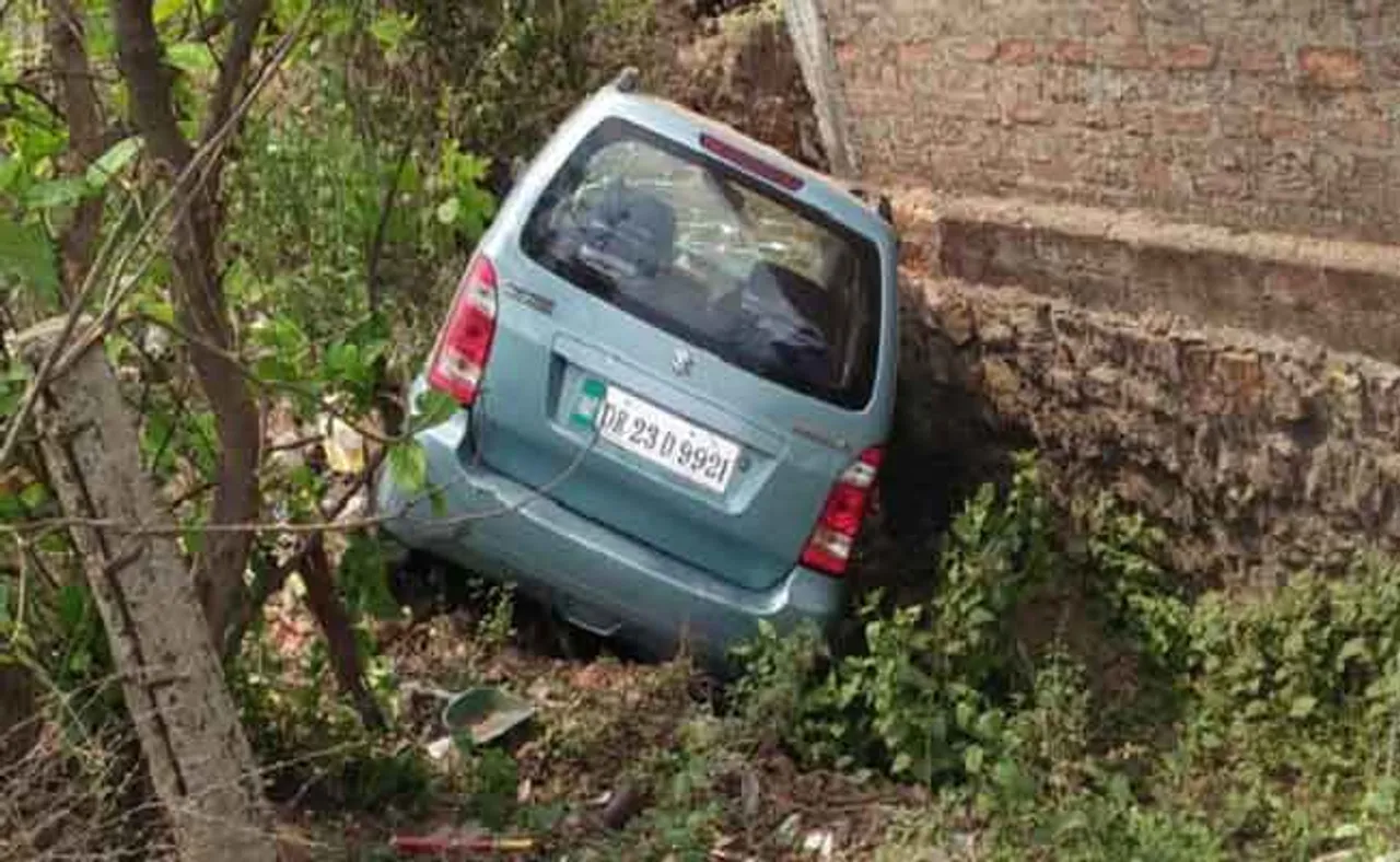 ଡାକ୍ତରଖାନାରୁ ଘରକୁ ଫେରୁଥିଲେ, ପିଟି ଦେଲା କାର୍‌