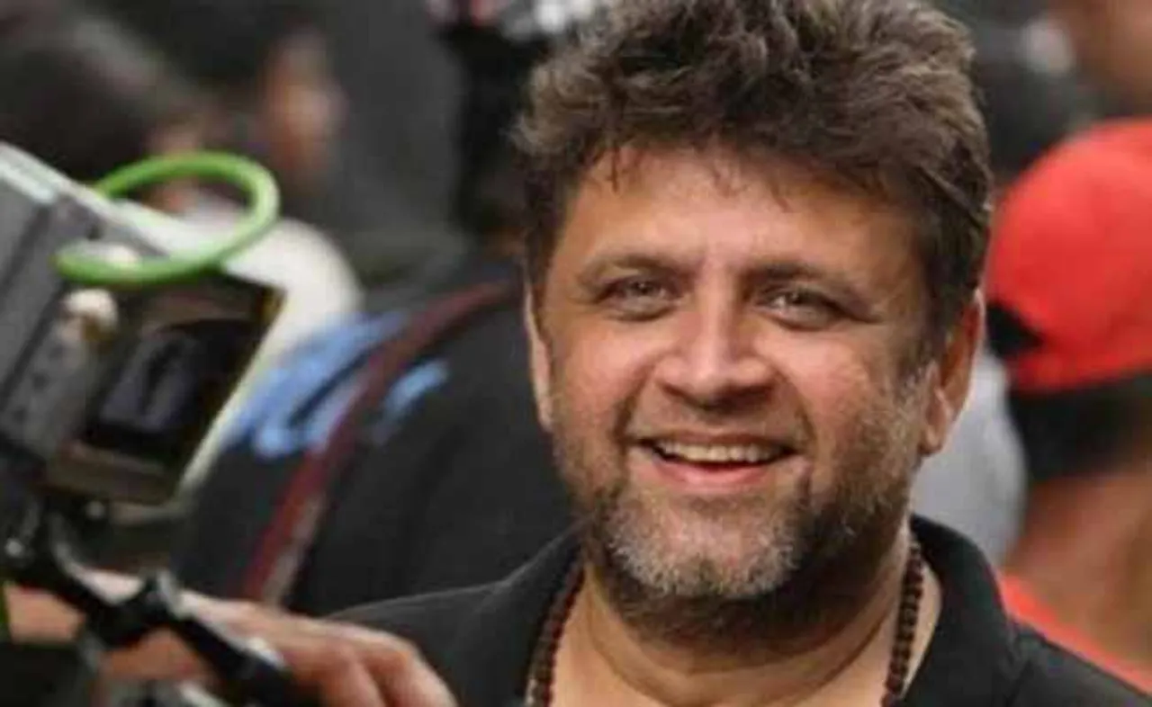 'ତେଲ ନା ଘିଅରେ ଜାଳିବୁ?'