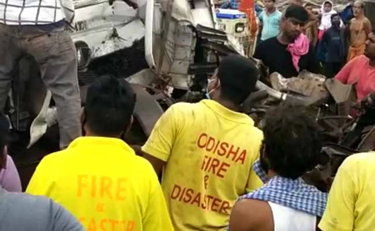 ଓଭରଟେକ୍ ହେଲା କାଳ