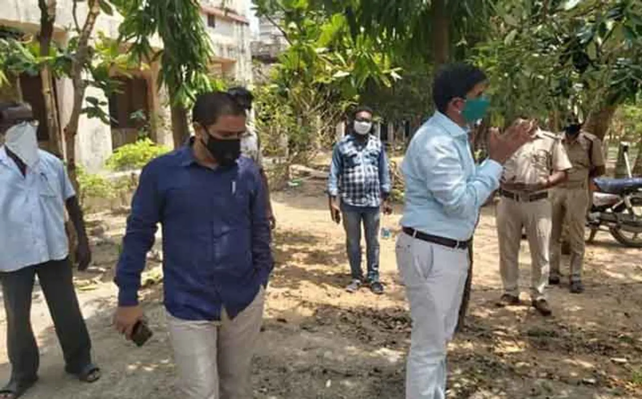 କ୍ୱାରେଣ୍ଟାଇନ୍‌ ସେଣ୍ଟର ଛାଡ଼ି ନଯିବାକୁ ହାତ ଯୋଡ଼ି ଅନୁରୋଧ କଲେ ଏସ୍‌ପି