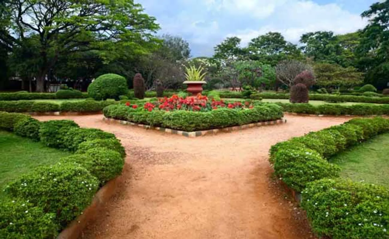 ପାର୍କ ଯିବାର ସମୟରେ ପରିବର୍ତ୍ତନ; ଏହି ସମୟରେ ଯିବେ ବୟସ୍କ ବ୍ୟକ୍ତି