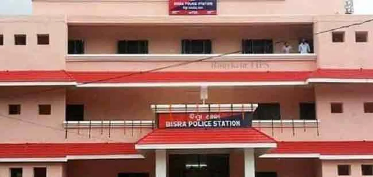 ଝିଅ ସହ ମିଶି ସ୍ୱାମୀକୁ ପିଟିପିଟି ମାରିଦେଲେ