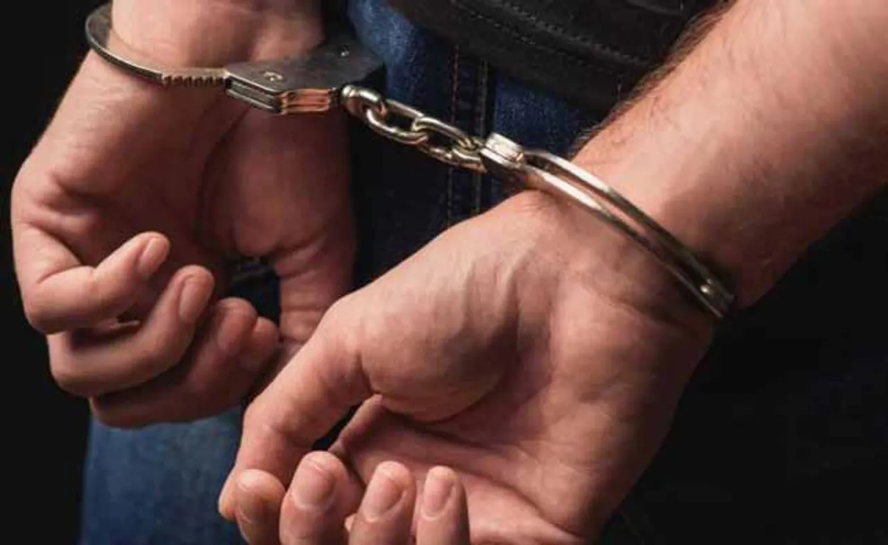 ପୁଲିସ କମିଶନରଙ୍କ ଚେତବନୀ ସତ୍ତ୍ୱେ ଦାଦାବଟି ମାଗି ୪ ଗିରଫ