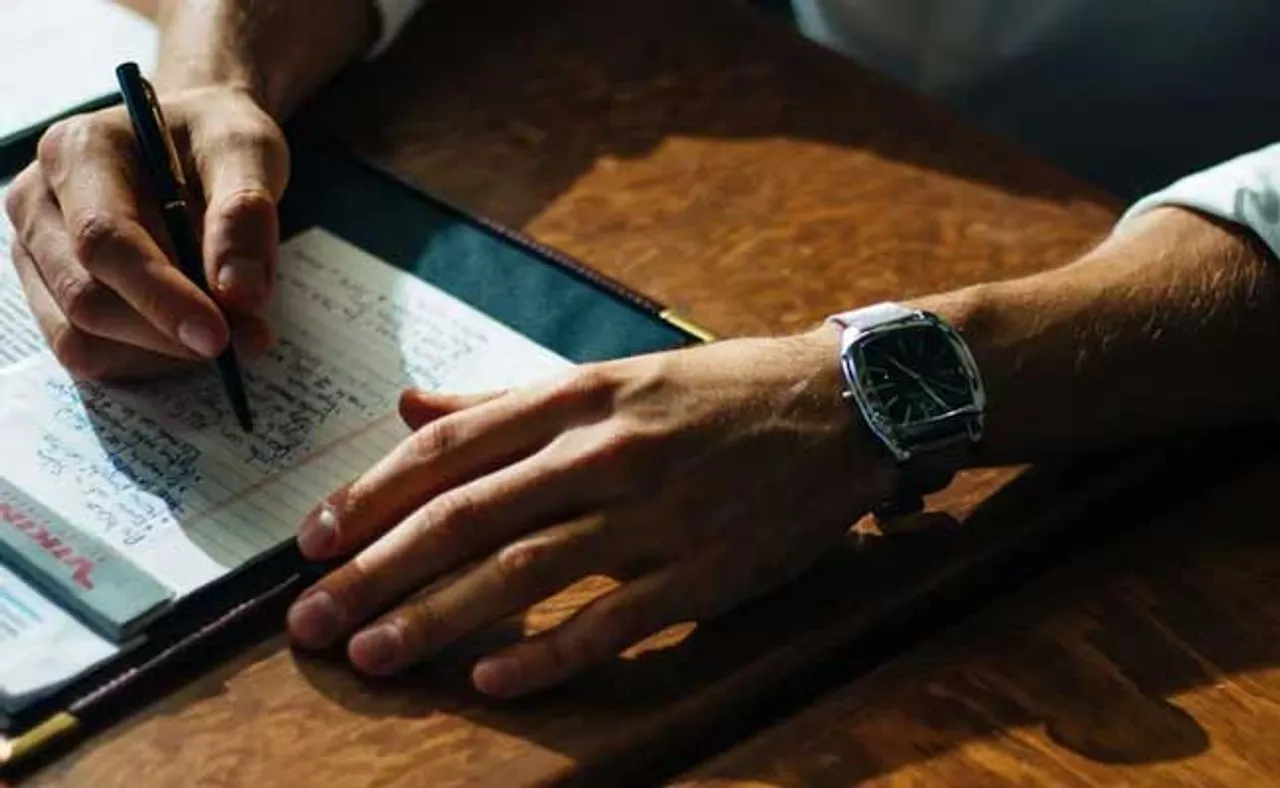 ୩୩ ବର୍ଷ ପରେ ୧୦ମ ଶ୍ରେଣୀ ପାସ୍‌ କଲେ ବ୍ୟକ୍ତି, କରୋନାକୁ ଦେଲେ ଧନ୍ୟବାଦ