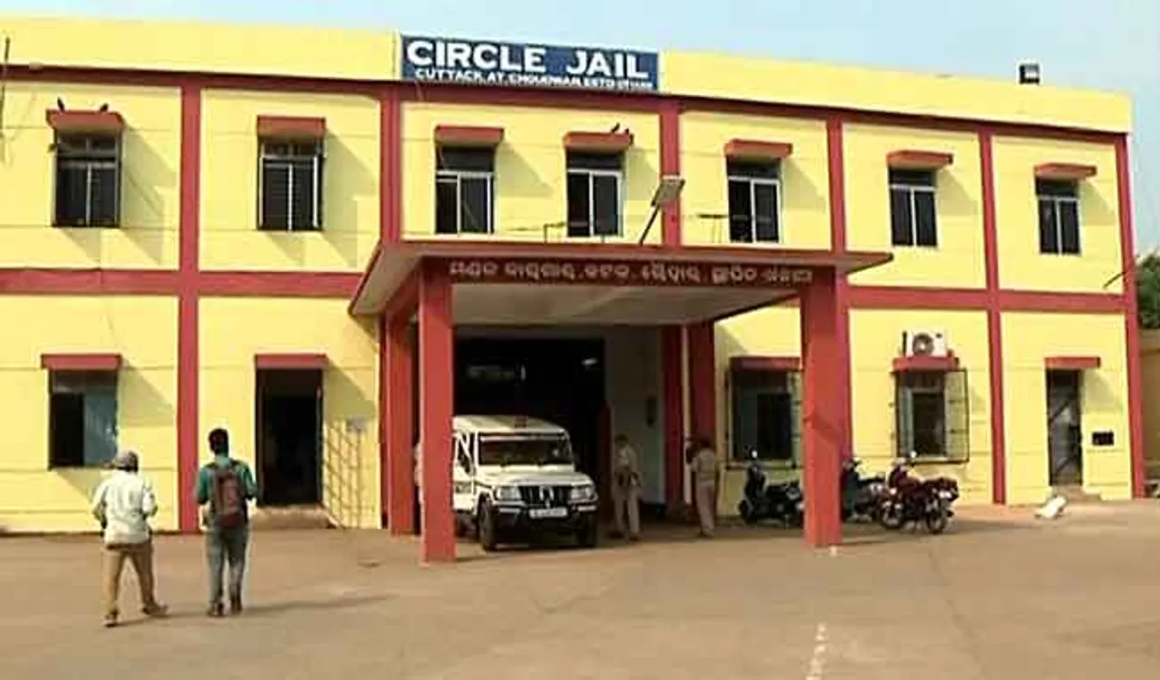 ଅଭିଯୁକ୍ତ କରୋନା ପଜିଟିଭ, ହୋମ୍ ଆଇସୋଲେସନ୍‌ରେ ପୁଲିସ୍‌