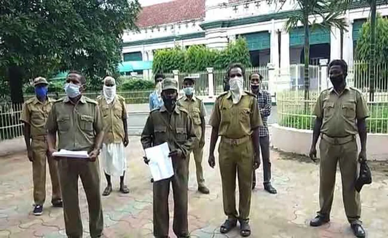 ଭୋକ ଉପାସରେ କରୋନା ଯୋଦ୍ଧା; ଜିଲ୍ଲାପାଳଙ୍କ ଦ୍ୱାରସ୍ଥ ହେଲେ