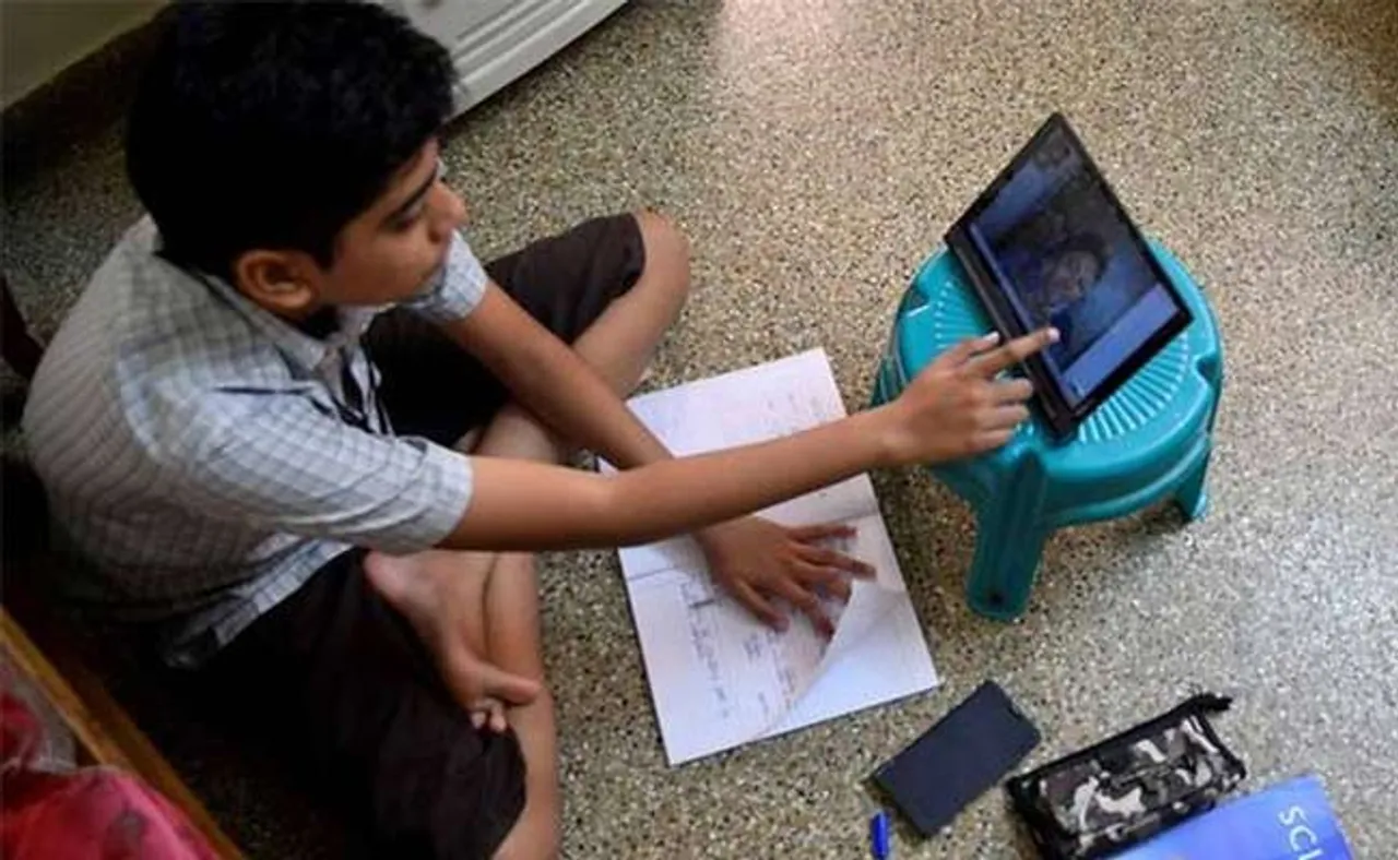 'ଏମଏଚଆରଡି' ପକ୍ଷରୁ ଅନଲାଇନ୍ କ୍ଲାସ୍ ପାଇଁ ନୂଆ ଗାଇଡଲାଇନ୍ ଜାରି