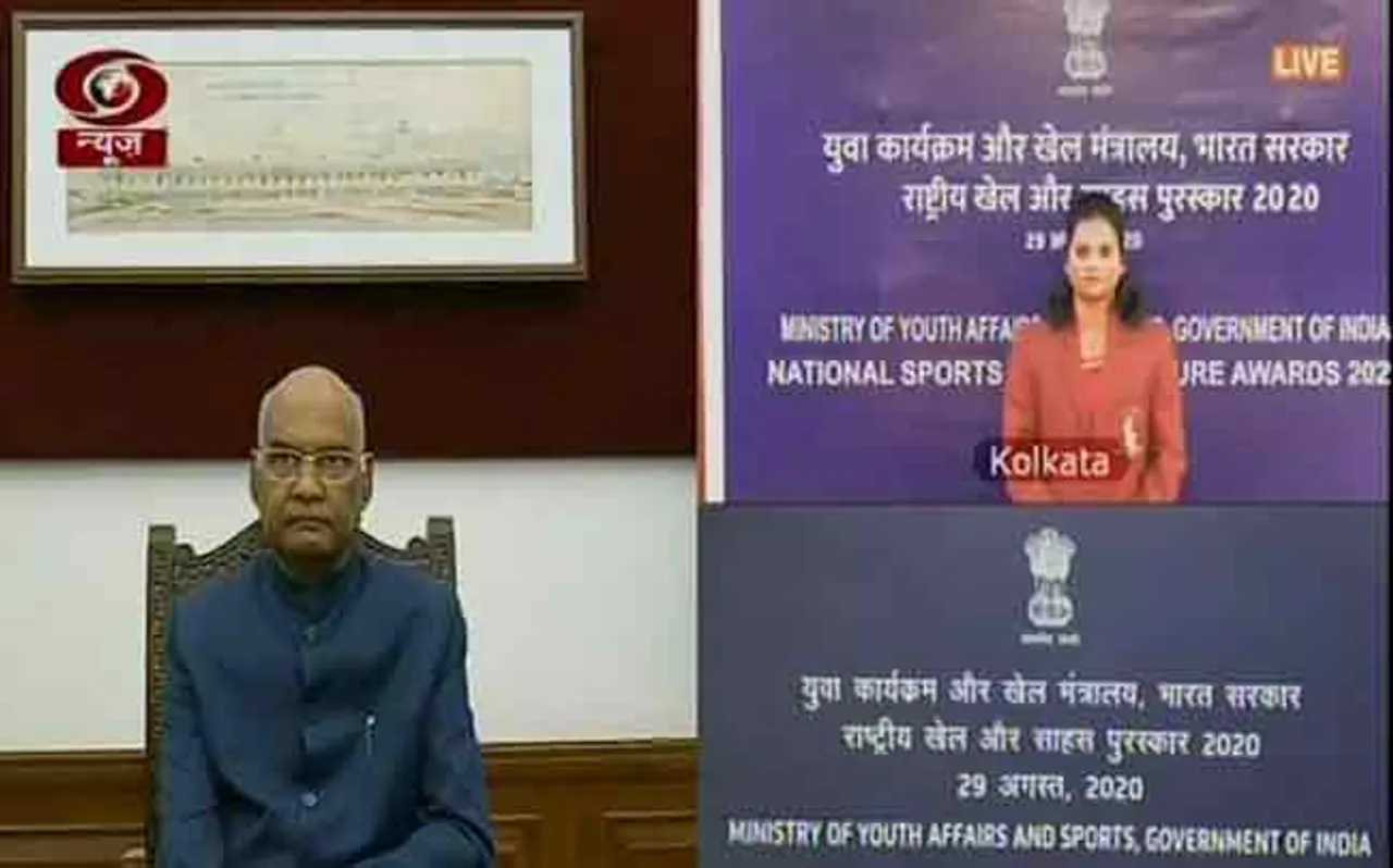 ଓଡ଼ିଆ ଆଥ୍‌ଲେଟ୍ ଦୂତୀ ଚାନ୍ଦ ଗ୍ରହଣ କଲେ ଅର୍ଜୁନ ପୁରସ୍କାର