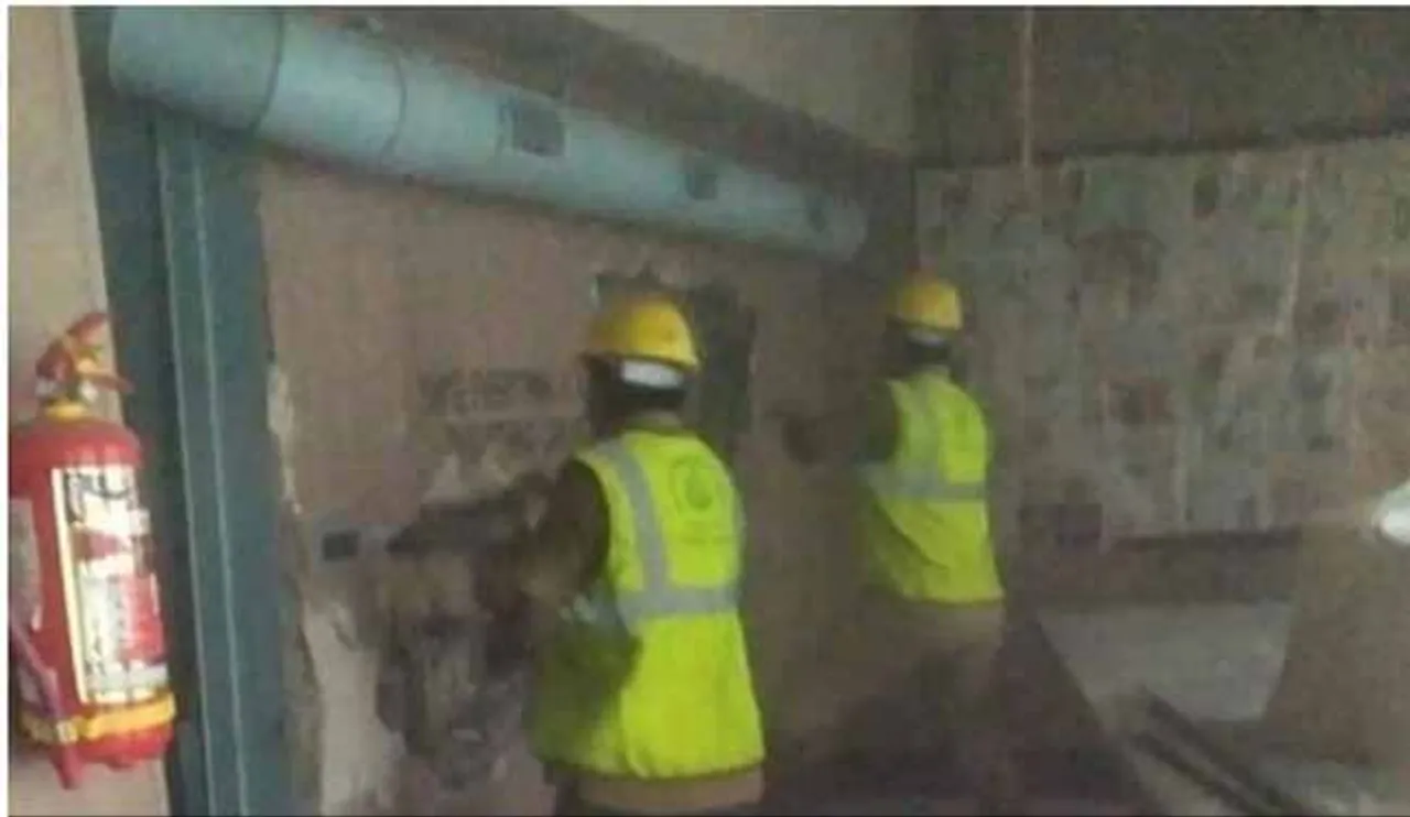 କଙ୍ଗନା ମୁମ୍ବାଇରେ ପହଞ୍ଚିବା ପୂର୍ବରୁ କାର୍ଯ୍ୟାନୁଷ୍ଠାନ, ଅଫିସ୍‌ରେ ହୋଇଥିବା ବେଆଇନ୍ ନିର୍ମାଣ ଭାଙ୍ଗିଲା ବିଏମ୍‌ସି