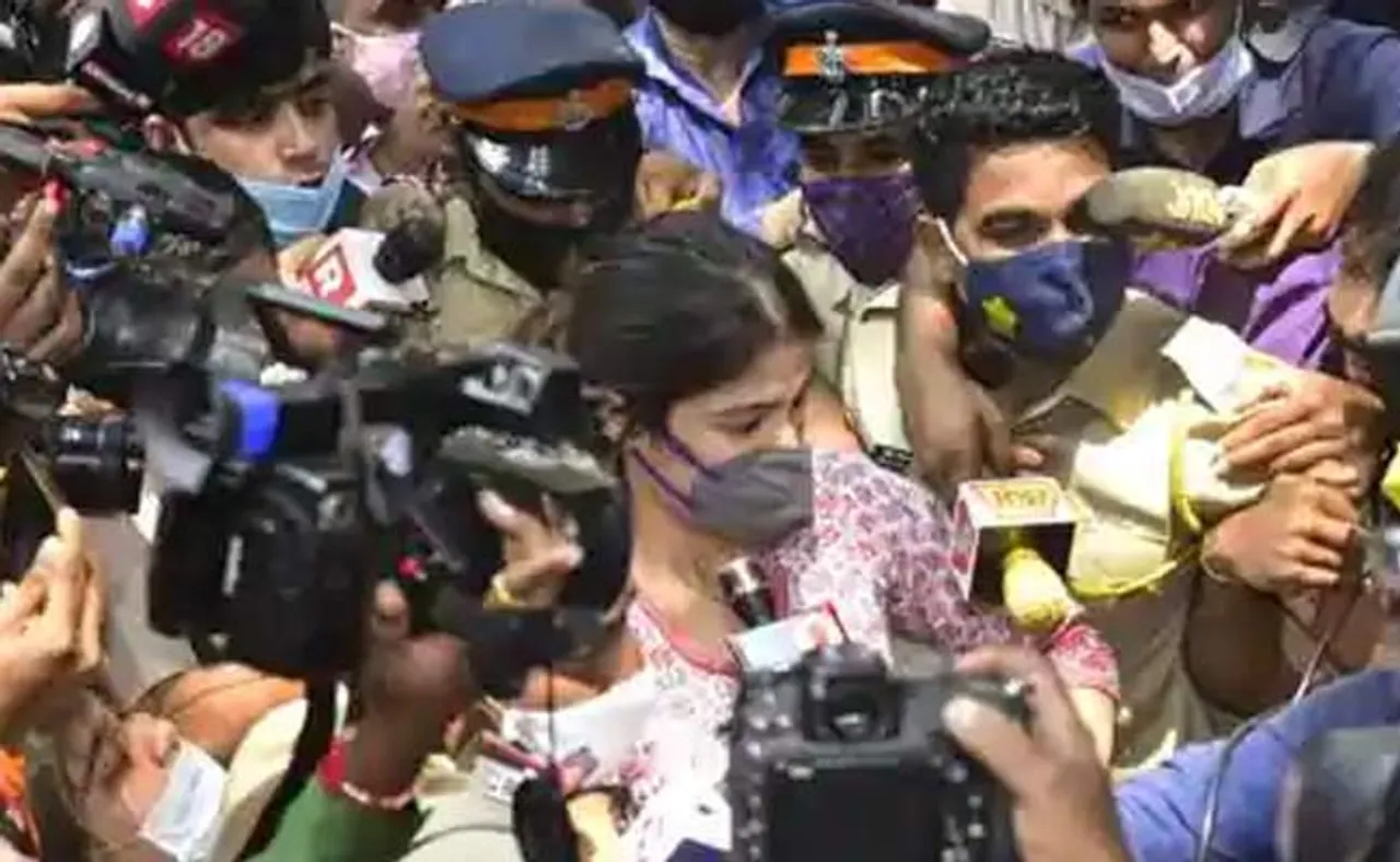 ରୀୟାଙ୍କୁ ଜେରା କରୁଛି ଏନସିବି, ଗିରଫ ହେବାର ଯଥେଷ୍ଟ ସମ୍ଭାବନା