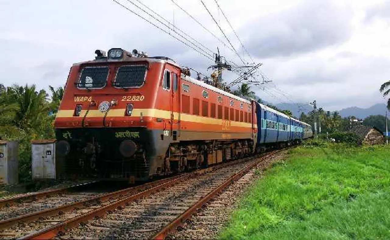 ୬ ମାସର ବିରତି ପରେ ଆଜିଠୁ ପୁଣି ଗଡ଼ିବ ସ୍ପେଶାଲ ଟ୍ରେନ୍