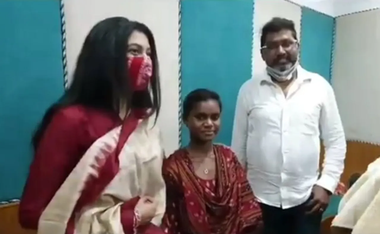 କଥା ଦେଇ କଥା ରଖିଲେ, ନମିତାଙ୍କୁ ଜଗନ୍ନାଥ ଭଜନ ଗାଇବାର ସୁଯୋଗ ଦେଲେ ବର୍ଷା