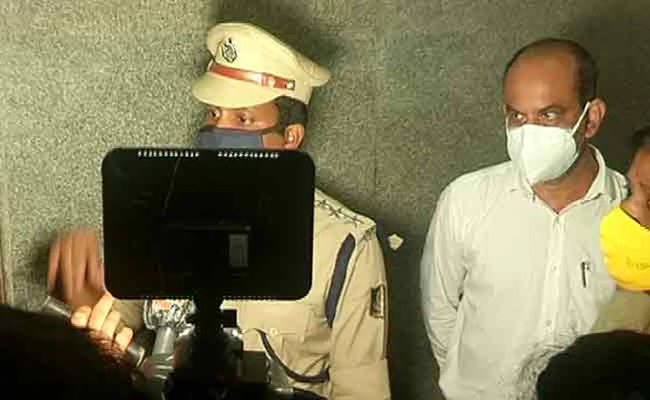 ସାମ୍ବାଦିକଙ୍କୁ ଉଠାଇବାର କିଛି ସମୟ ପରେ ଓଟିଭି ଅଫିସରେ ପୁଲିସ  