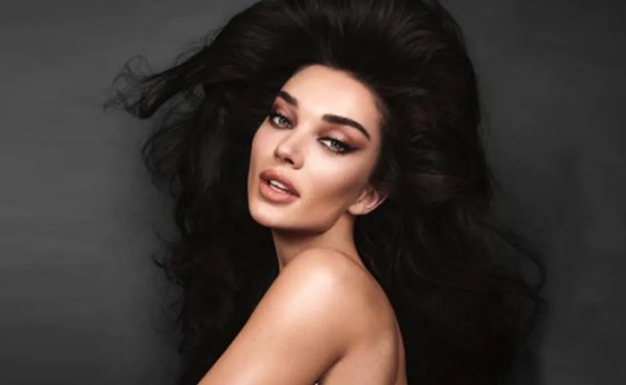 ନ୍ୟୁଡ୍ ଫଟୋ ପୋଷ୍ଟ କରି ଚର୍ଚ୍ଚାରେ ଆମି ଜ୍ୟାକ୍‌ସନ୍‌