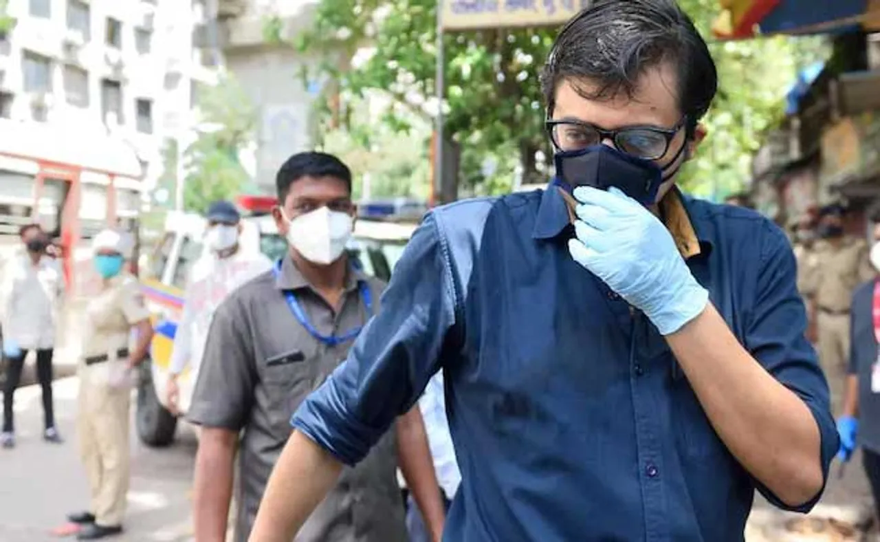 ମହିଳା ପୁଲିସ୍‌ଙ୍କୁ ଦୁର୍ବ୍ୟବହାର ଅଭିଯୋଗ: ଅର୍ଣ୍ଣବଙ୍କ ନାଁରେ ଏଫଆଇଆର