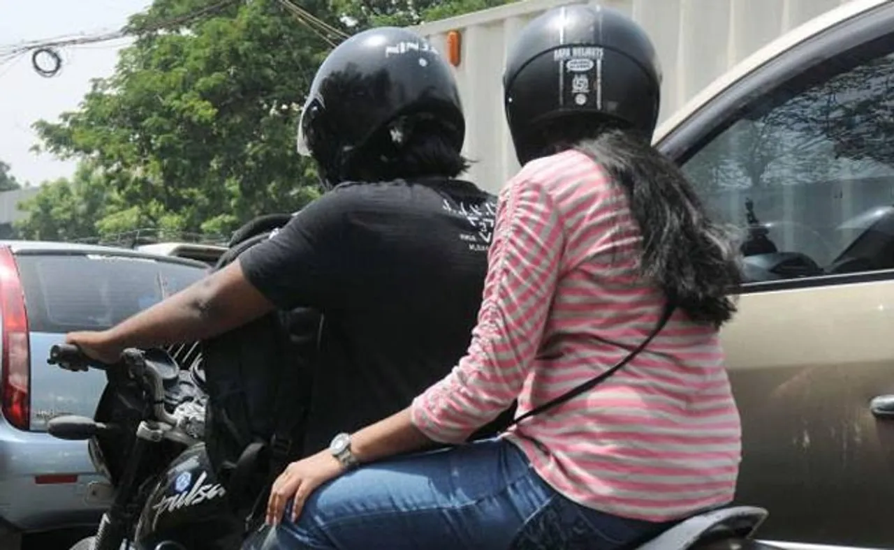 ଏଣିକି ଡବଲ୍‌ ହେଲମେଟ୍‌ ନପିନ୍ଧିଲେ ଡିଏଲ୍ ବାତିଲ୍