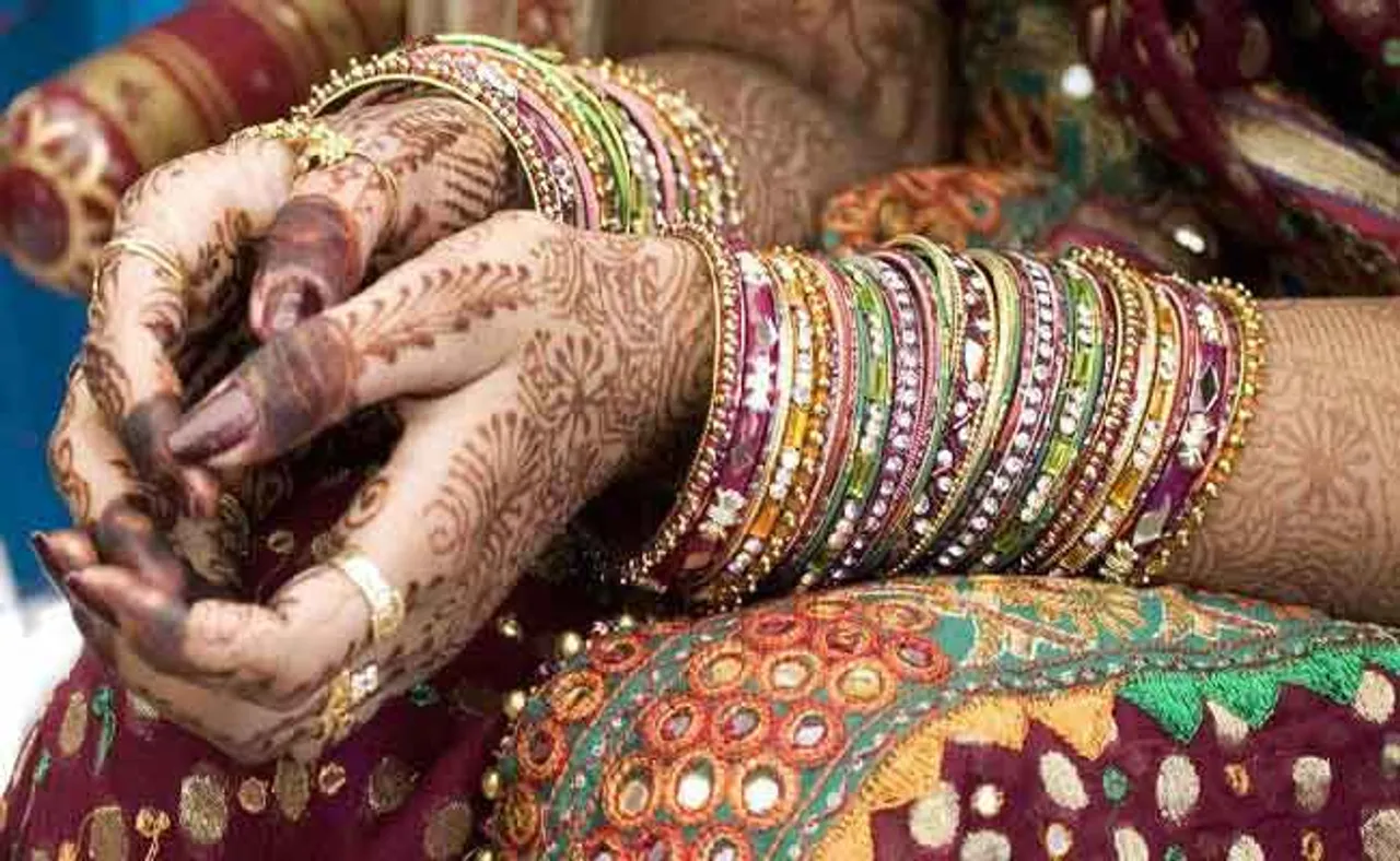 ୬ ମାସ ତଳେ ସଂସାର ଗଢିଥିଲେ, ହାତଗୋଡ଼ ବନ୍ଧା ଅବସ୍ଥାରେ ଗୁହାଳରୁ ଉଦ୍ଧାର ହେଲେ