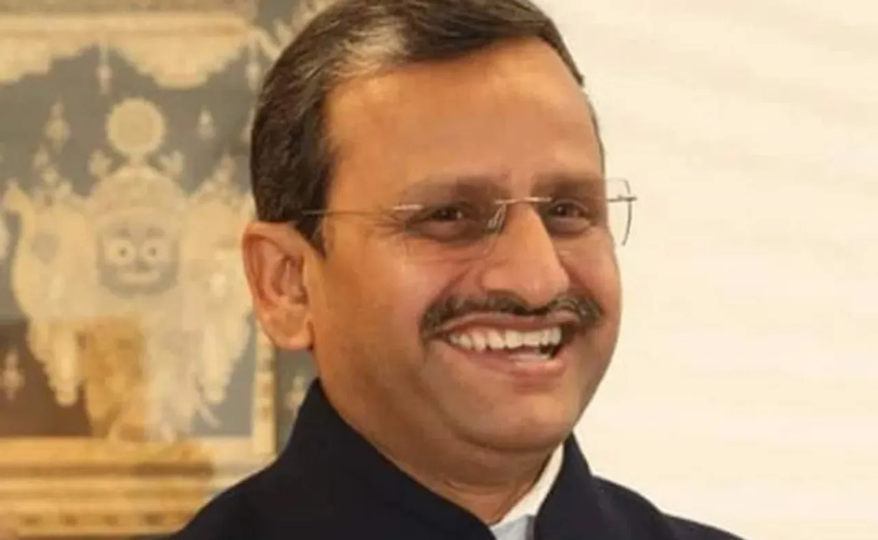 ଓଇଆରସି ଅଧ୍ୟକ୍ଷ ପଦ ପୂରଣ ପାଇଁ ବିଜ୍ଞପ୍ତି, ଦୌଡ଼ରେ ସୁରେଶ ଆଗରେ