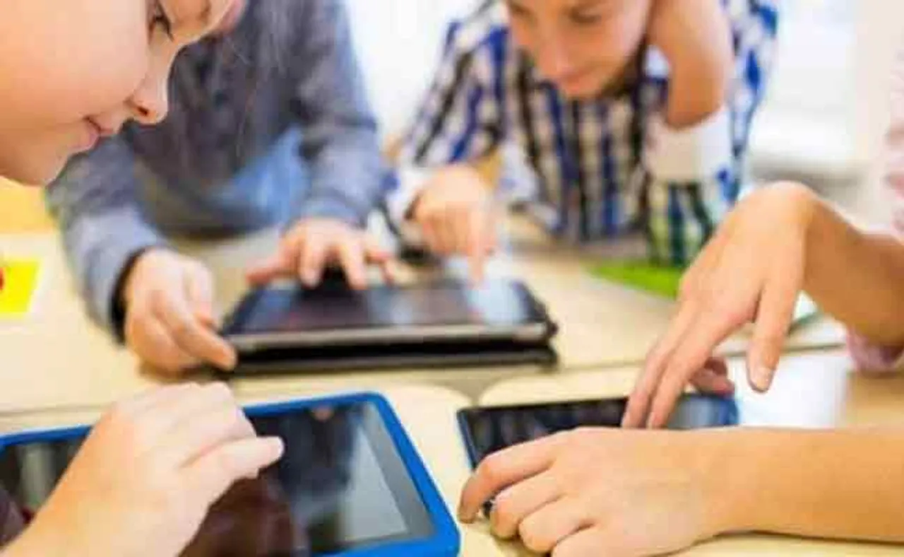 କାହା ପାଇଁ ଡିଜିଟାଲ ଶିକ୍ଷାନୀତି?