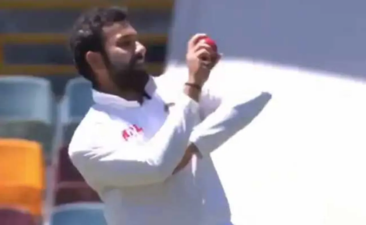 ମାତ୍ର ଗୋଟିଏ ବଲ୍‌ ବୋଲିଂ କଲେ ରୋହିତ ଶର୍ମା, ଦେଖନ୍ତୁ ଭିଡିଓ