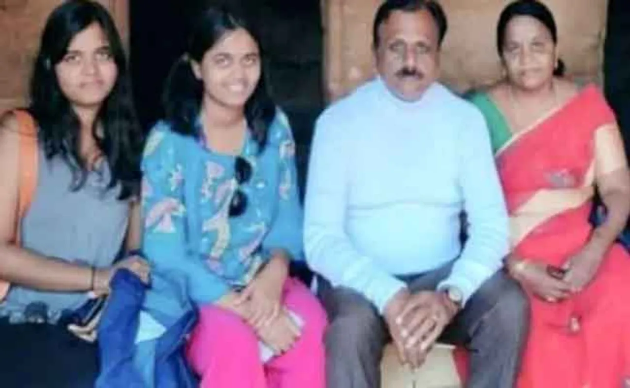 ଦୁଇ ଝିଅଙ୍କ ଶବ ପାଖରେ ନାଚିଲେ ମା’, କରୋନା ମୋ ଠାରୁ ବ୍ୟାପିଛି କହିଲେ