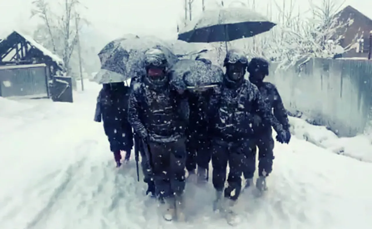 ମା’ ଓ ନବଜାତ ପାଇଁ ଦେବଦୂତ ସାଜିଲେ ଯବାନ