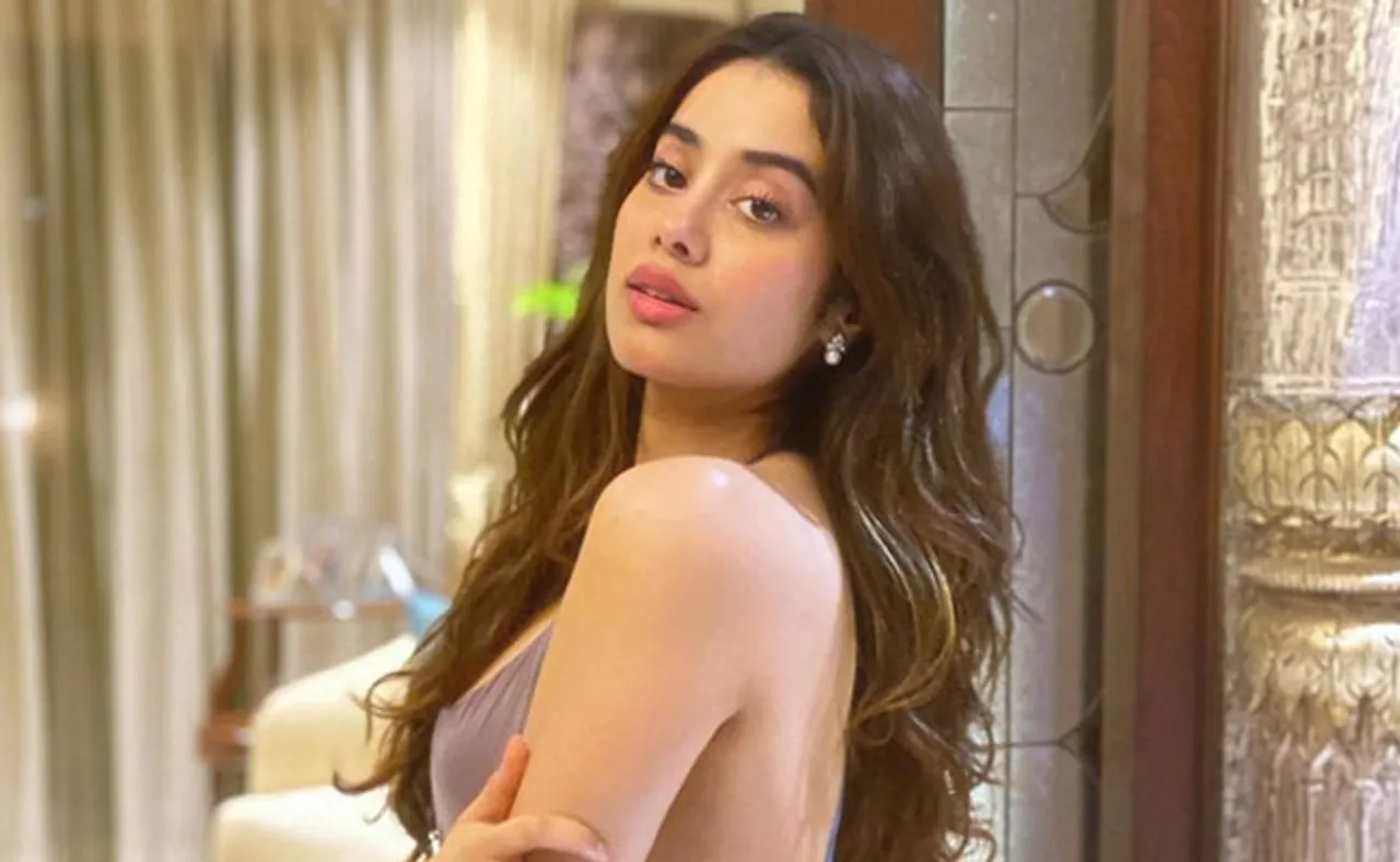 ଭାଇରାଲ ହେଉଛି ଜାହ୍ନବୀଙ୍କ ହଟ୍ ଡ୍ୟାନ୍ସ ଭିଡିଓ