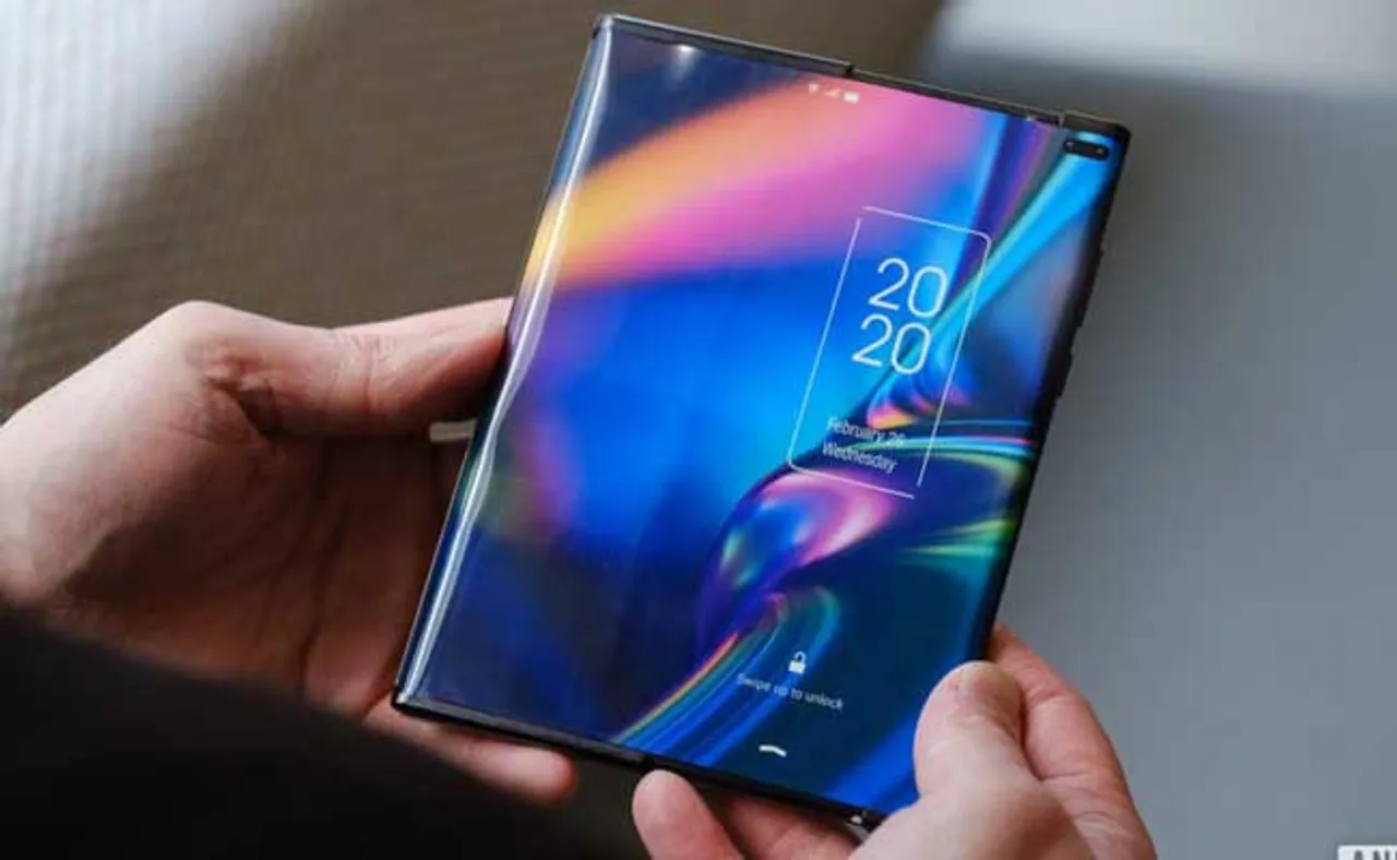 ସ୍ମାର୍ଟଫୋନ୍‌କୁ ଟାଣିଲେ ହେବ ଟାବଲେଟ୍‌‌