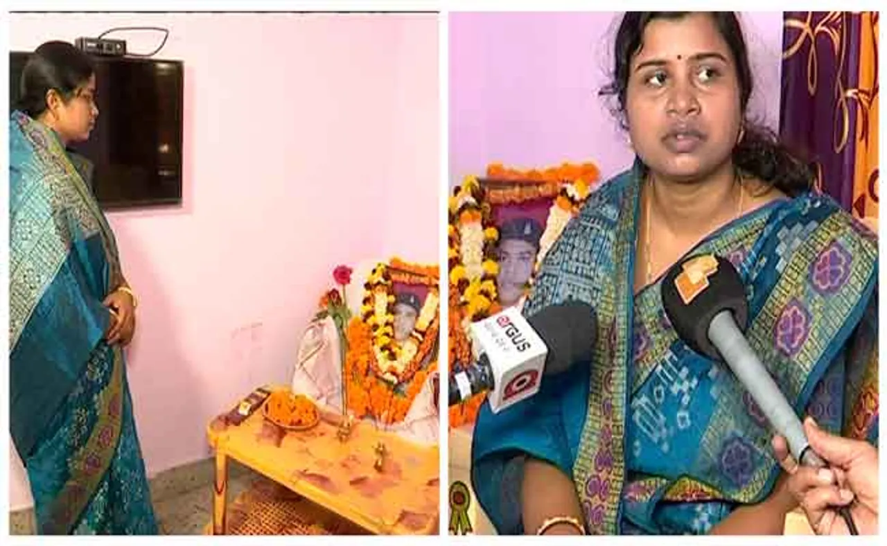 ମୋ ଝିଅ ତାଙ୍କ ଭଳି ହସୁଛି...