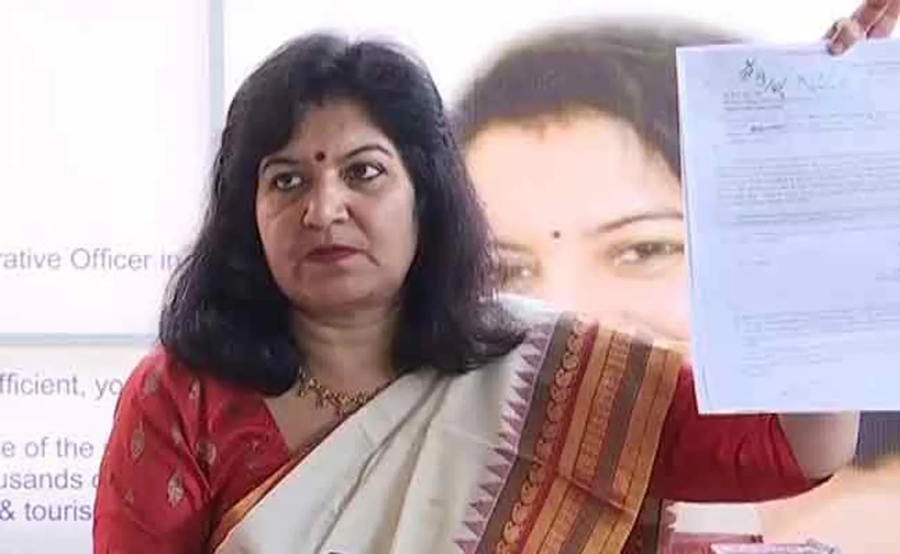 ଅପରାଜିତା କହିଲେ, ‘ଲୋକଙ୍କୁ ଭୁଆଁ ବୁଲାଇବା ଛାଡ଼ି ପାଠ ପଢ଼ନ୍ତୁ ସରକାର’