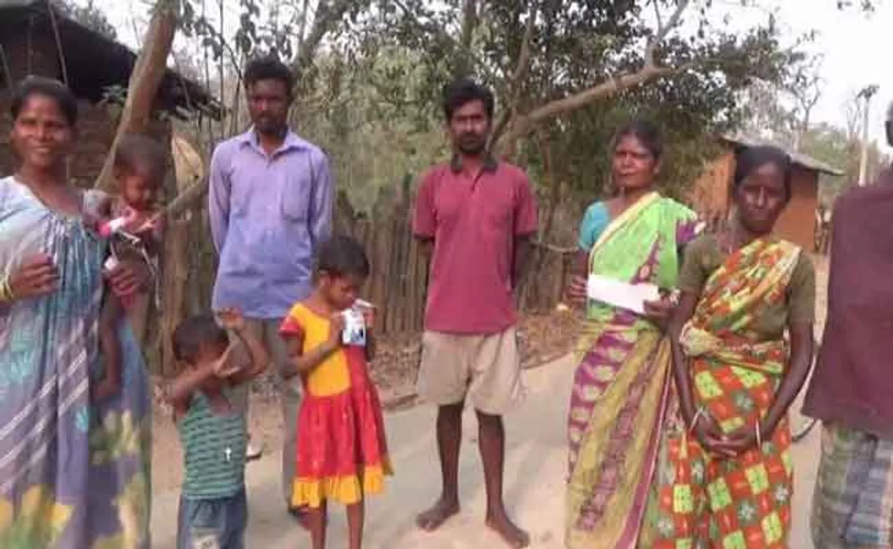 ବିଦ୍ୟୁତ୍‌ କର୍ମଚାରୀ ସାଜି ଗାଁରେ ପଶିଲେ, ଲାଇନ୍‌ କାଟିବାର ଭୟ ଦେଖାଇ ଟଙ୍କା ଲୁଟିଲେ