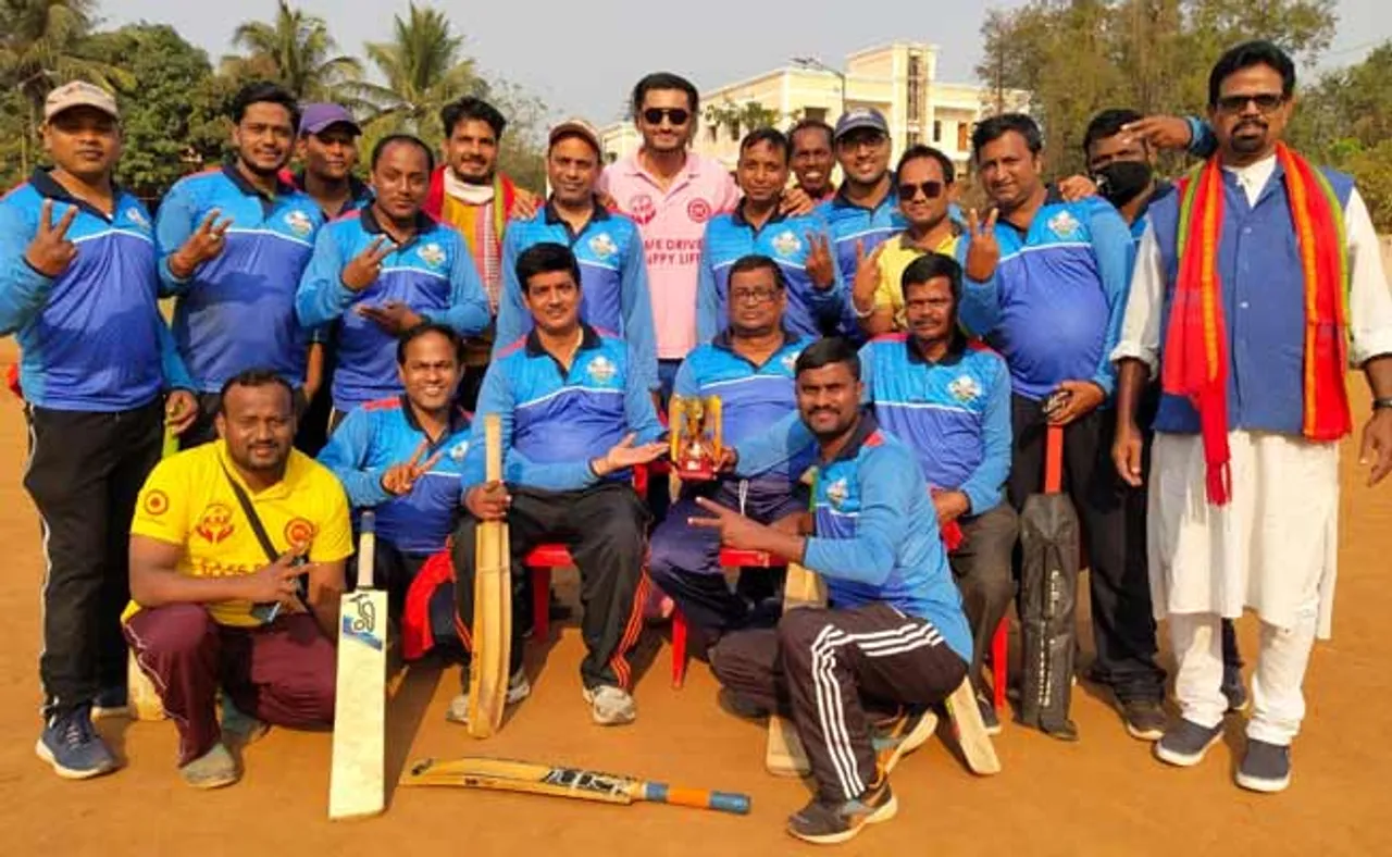 ଅଭିନେତା ଟିମକୁ ହରାଇ ଟ୍ରଫି ଜିତିଲା ମିଡିଆ